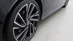 2020 (70) VOLKSWAGEN GOLF 2.0 TDI Life 5dr DSG 4855004