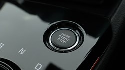 2025 (25) KIA SPORTAGE 1.6T GDi 207 HEV GT-Line S 5dr Auto 4836489