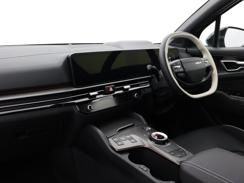 2025 (75) KIA SPORTAGE 1.6T GDi HEV GT-Line S 5dr Auto 4894595