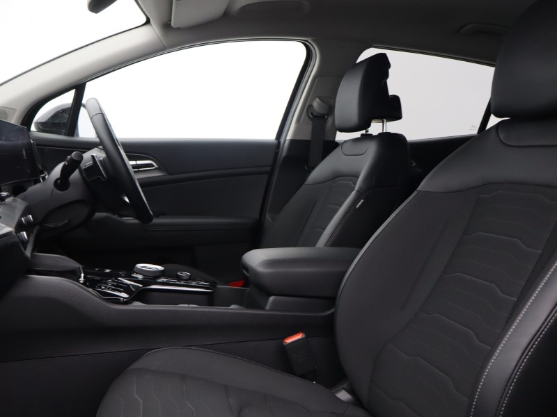 2024 (24) KIA SPORTAGE 1.6T GDi 207 HEV 3 5dr Auto 4887922