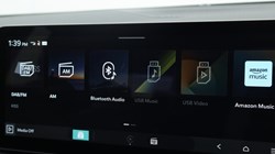 2025 (75) KIA SPORTAGE 1.6T GDi HEV Pure 5dr Auto 4898914