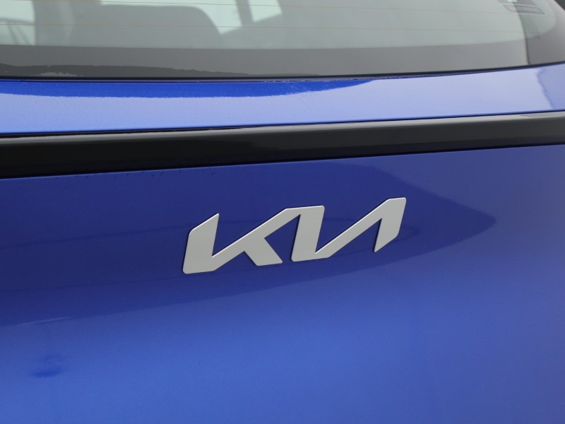 2025 (75) KIA SPORTAGE 1.6T GDi HEV Pure 5dr Auto 4898937