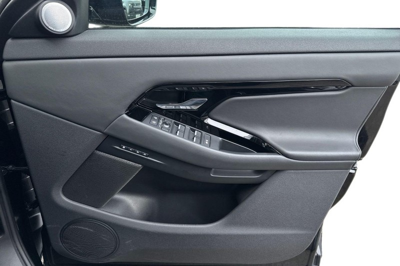 2023 (73) LAND ROVER RANGE ROVER EVOQUE 1.5 P300e Dynamic HSE 5dr Auto 5313721