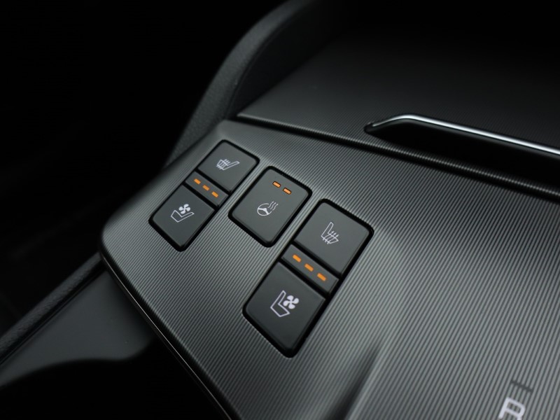 2025 (75) KIA SPORTAGE 1.6T GDi HEV GT-Line S 5dr Auto 4896858