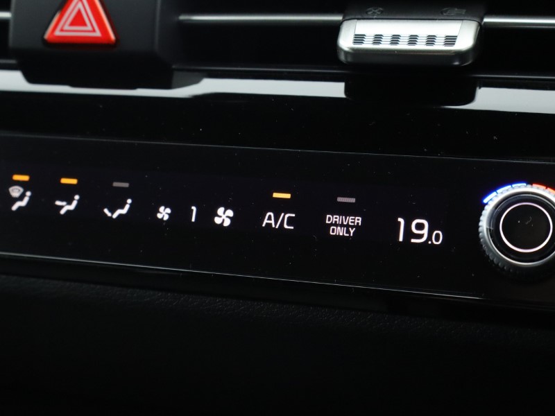 2025 (75) KIA SPORTAGE 1.6T GDi HEV GT-Line S 5dr Auto 4896855