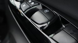 2022 (22) NISSAN JUKE 1.6 Hybrid Premiere Edition 5dr Auto 4937485