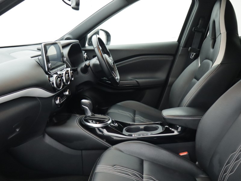 2022 (22) NISSAN JUKE 1.6 Hybrid Premiere Edition 5dr Auto 4937480