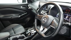 2022 (22) NISSAN JUKE 1.6 Hybrid Premiere Edition 5dr Auto 4937488