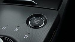 2025 (75) KIA SPORTAGE 1.6T GDi HEV GT-Line S 5dr Auto 4899895