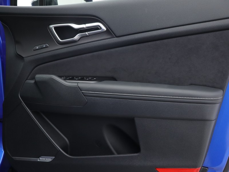 2025 (75) KIA SPORTAGE 1.6T GDi HEV GT-Line S 5dr Auto 4899870