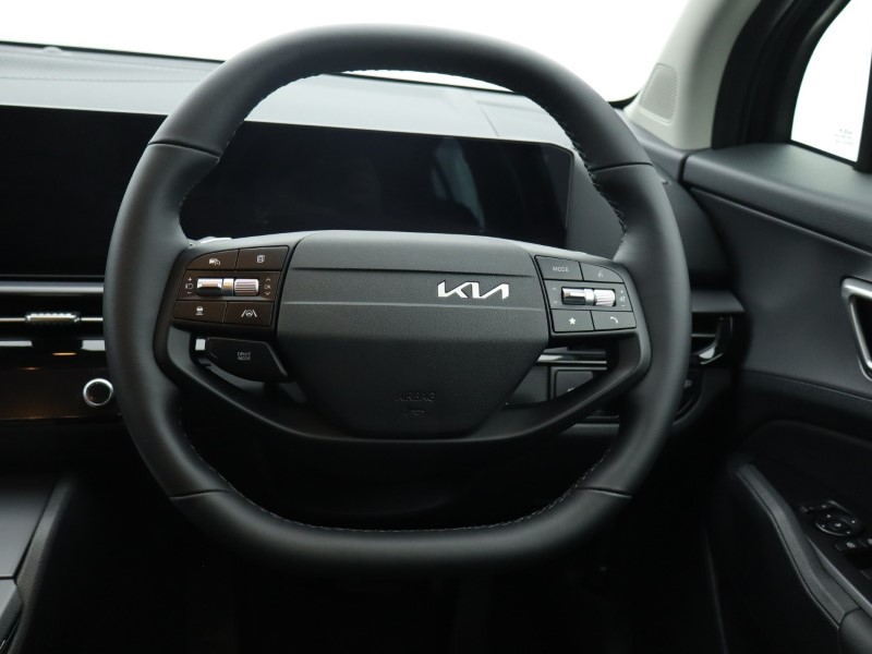 2025 (75) KIA SPORTAGE 1.6T GDi HEV Pure 5dr Auto 4900039