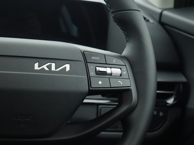 2025 (75) KIA SPORTAGE 1.6T GDi HEV Pure 5dr Auto 4900041