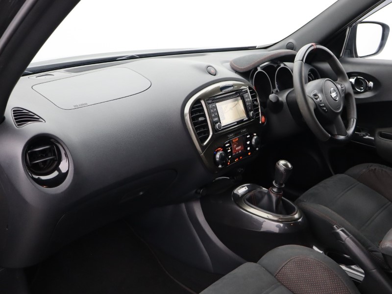 2017 (17) NISSAN JUKE 1.6 DiG-T Nismo RS 5dr 4907342