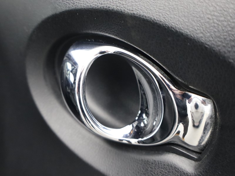 2017 (17) NISSAN JUKE 1.6 DiG-T Nismo RS 5dr 4907339