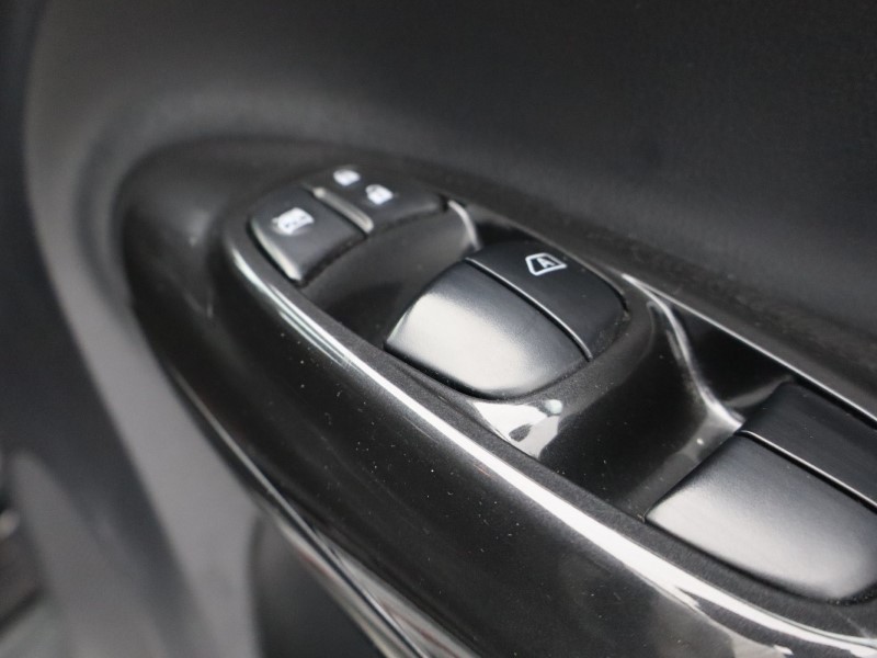 2017 (17) NISSAN JUKE 1.6 DiG-T Nismo RS 5dr 4907338