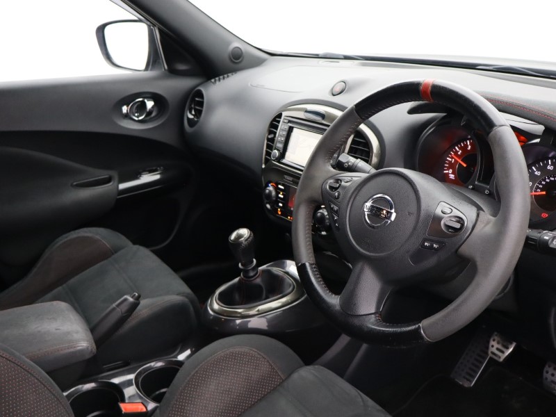 2017 (17) NISSAN JUKE 1.6 DiG-T Nismo RS 5dr 4907340