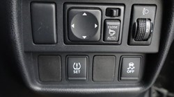 2017 (17) NISSAN JUKE 1.6 DiG-T Nismo RS 5dr 4907351