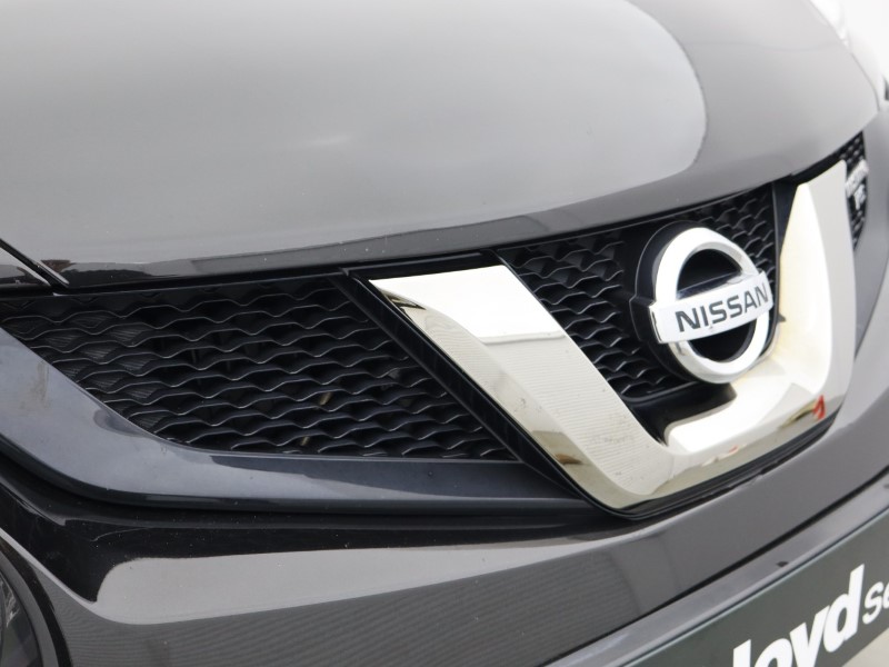 2017 (17) NISSAN JUKE 1.6 DiG-T Nismo RS 5dr 4907379