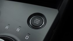 2025 (75) KIA SPORTAGE 1.6T GDi HEV Pure 5dr Auto 4914899