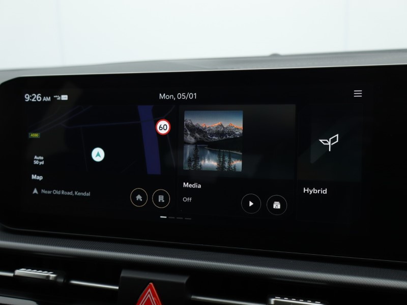 2025 (75) KIA SPORTAGE 1.6T GDi HEV Pure 5dr Auto 4914888