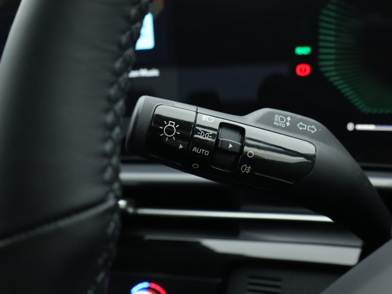 2025 (75) KIA SPORTAGE 1.6T GDi HEV Pure 5dr Auto 4914902