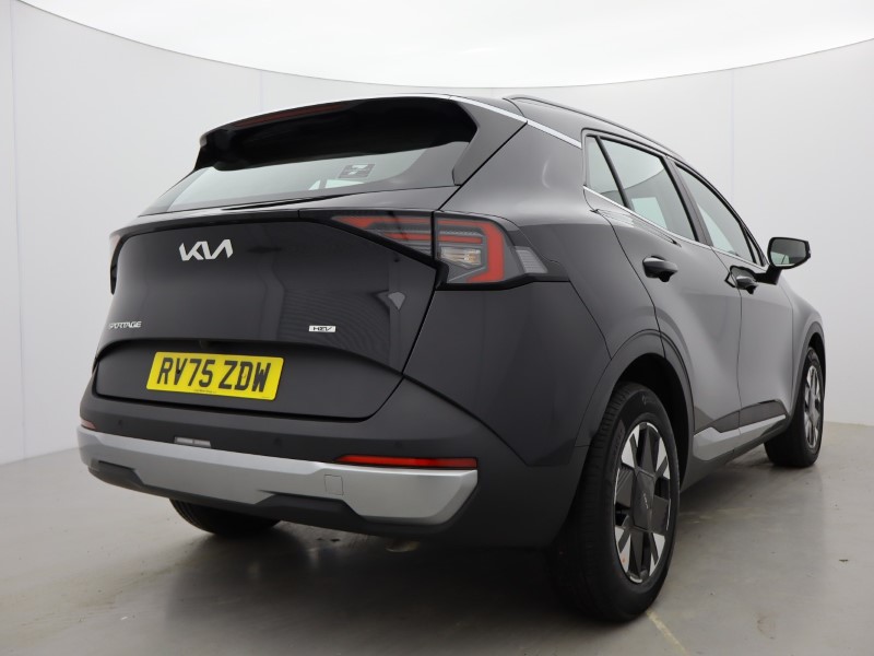 2025 (75) KIA SPORTAGE 1.6T GDi HEV Pure 5dr Auto 4914907