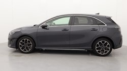 2025 (25) KIA CEED 1.5T GDi ISG 138 GT-Line 5dr 4977123