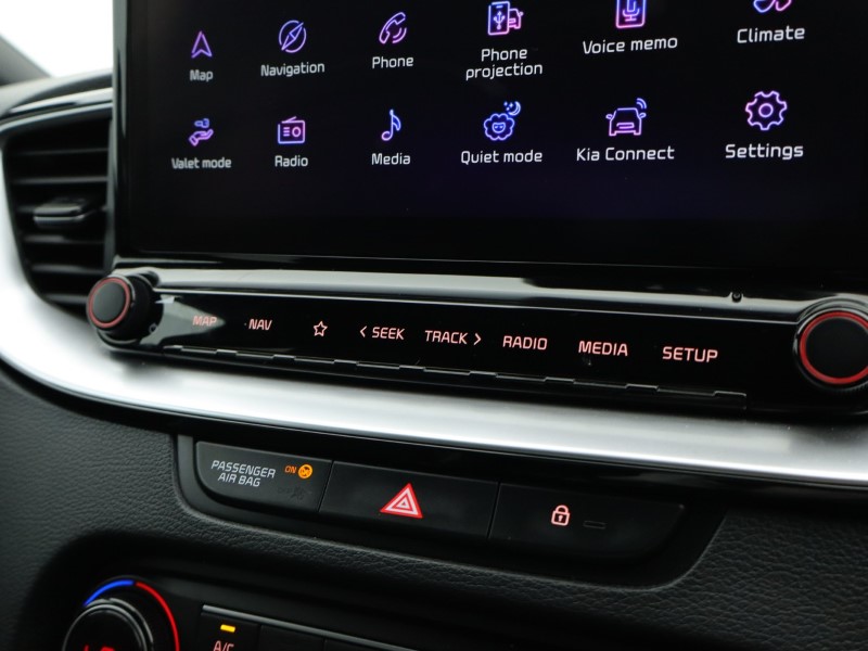 2025 (25) KIA CEED 1.5T GDi ISG 138 GT-Line 5dr 4977148