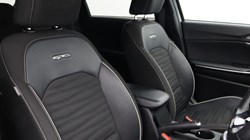 2025 (25) KIA CEED 1.5T GDi ISG 138 GT-Line 5dr 4977142