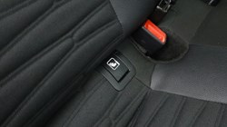 2025 (25) KIA CEED 1.5T GDi ISG 138 GT-Line 5dr 4977140