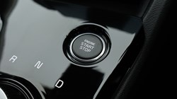 2025 (25) KIA SPORTAGE 1.6T GDi 207 HEV 3 5dr Auto 4979573