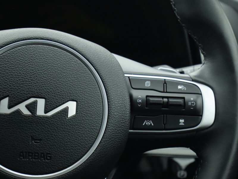 2025 (25) KIA SPORTAGE 1.6T GDi 207 HEV 3 5dr Auto 4979550
