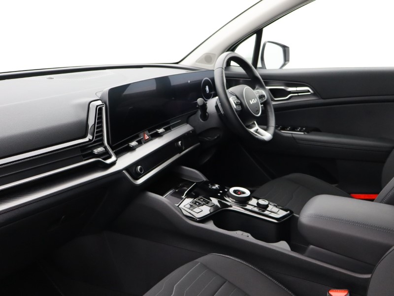 2025 (25) KIA SPORTAGE 1.6T GDi 207 HEV 3 5dr Auto 4979546