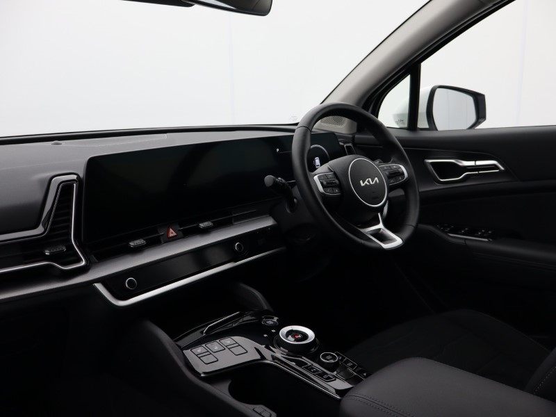 2025 (25) KIA SPORTAGE 1.6T GDi 207 HEV 3 5dr Auto 4979548