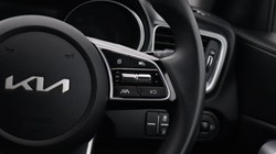 2025 (25) KIA CEED 1.5T GDi ISG 138 2 5dr 5093046