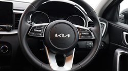 2025 (25) KIA CEED 1.5T GDi ISG 138 2 5dr 5093044