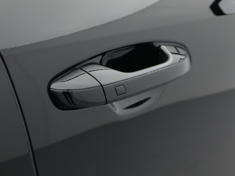 2024 (24) KIA NIRO 150kW 3 65kWh 5dr Auto 4978181