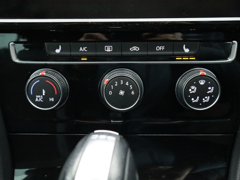 2019 (19) VOLKSWAGEN GOLF 1.5 TSI EVO 150 R-Line 5dr DSG 4976313