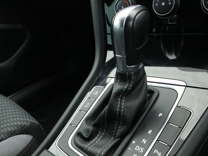 2019 (19) VOLKSWAGEN GOLF 1.5 TSI EVO 150 R-Line 5dr DSG 4976314