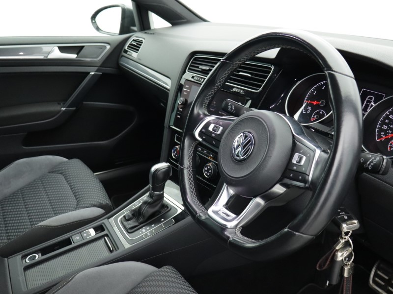 2019 (19) VOLKSWAGEN GOLF 1.5 TSI EVO 150 R-Line 5dr DSG 4976300