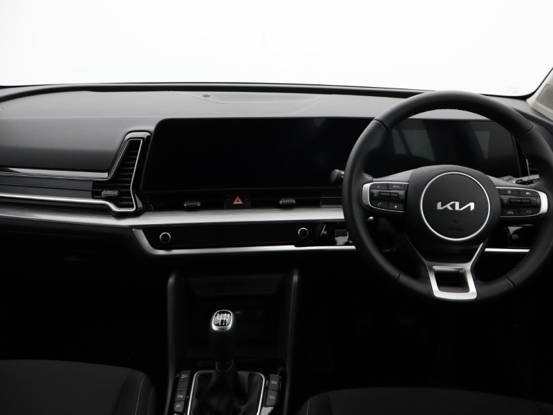 2025 (75) KIA SPORTAGE 1.6T GDi 157 48V ISG 2 5dr 5039148