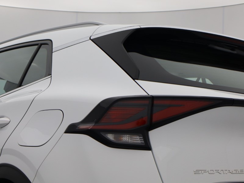 2025 (75) KIA SPORTAGE 1.6T GDi 157 48V ISG 2 5dr 5039178