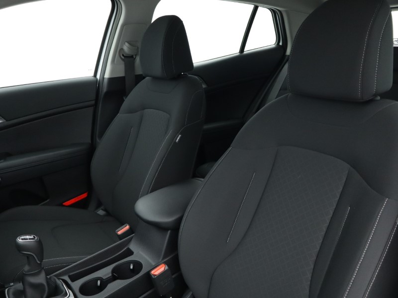 2025 (75) KIA SPORTAGE 1.6T GDi 157 48V ISG 2 5dr 5039147