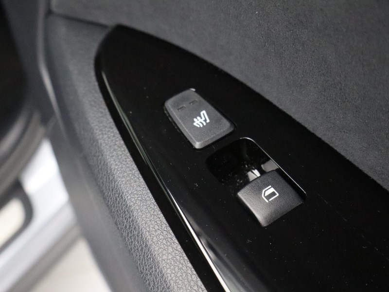 2024 (74) KIA SPORTAGE 1.6T GDi 207 HEV GT-Line S 5dr Auto 4977498