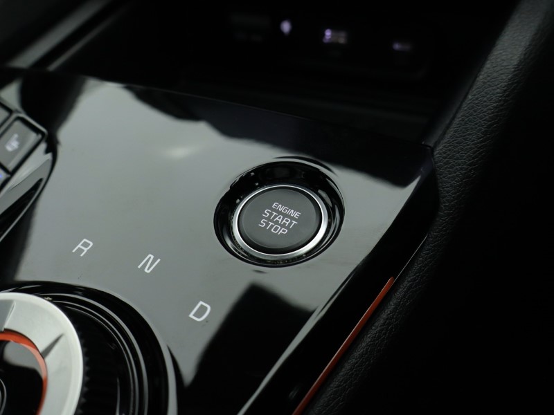 2024 (74) KIA SPORTAGE 1.6T GDi 207 HEV GT-Line S 5dr Auto 4977519