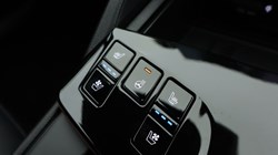 2024 (74) KIA SPORTAGE 1.6T GDi 207 HEV GT-Line S 5dr Auto 4977518