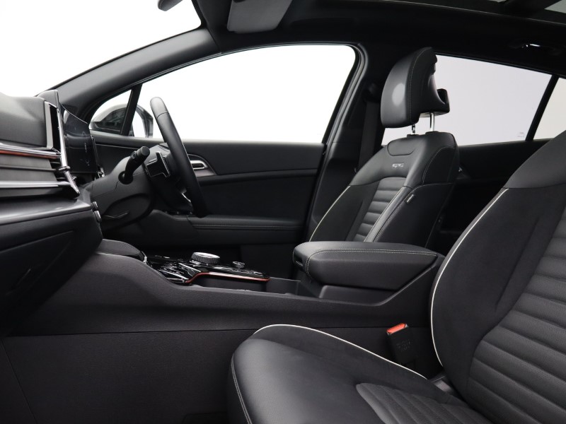 2024 (74) KIA SPORTAGE 1.6T GDi 207 HEV GT-Line S 5dr Auto 4977483