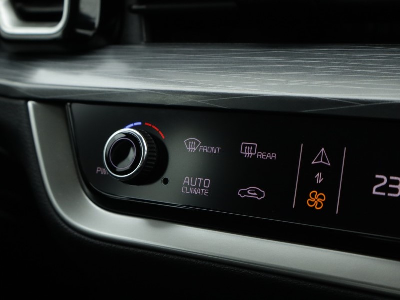 2025 (74) KIA SPORTAGE 1.6T GDi 157 48V ISG 2 5dr 4987576