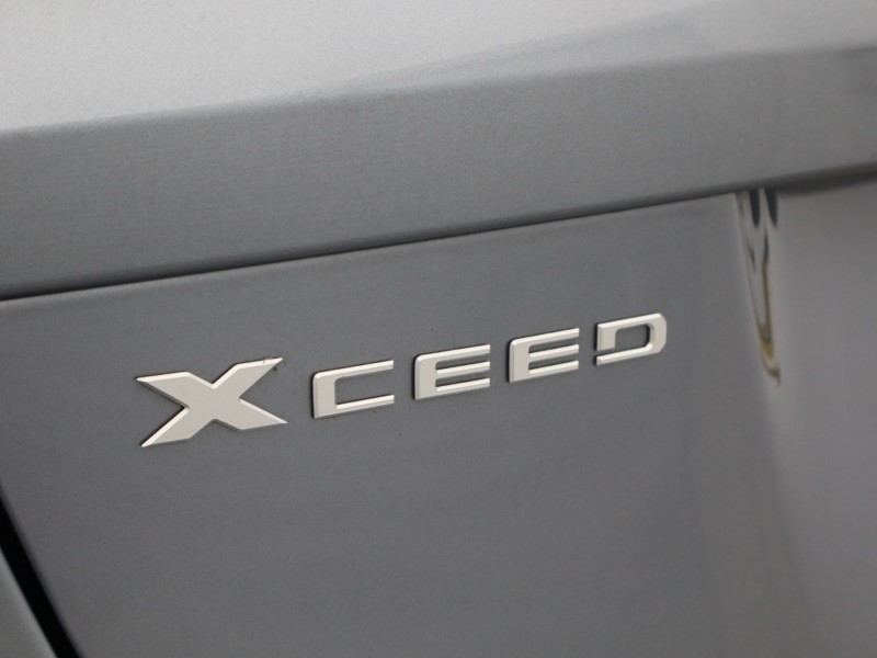 2025 (74) KIA XCEED 1.5T GDi ISG 138 3 5dr 4977474