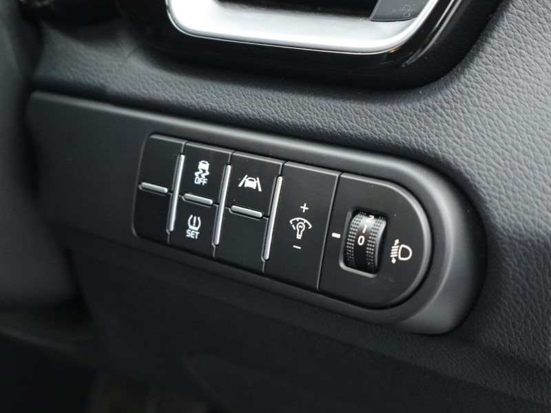 2025 (74) KIA XCEED 1.5T GDi ISG 138 3 5dr 4977455